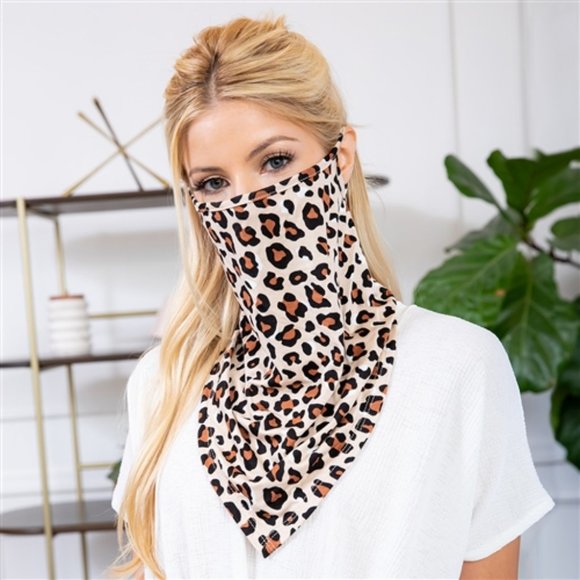 Leopard print pull up mask - Picture 1 of 8